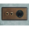 Plaque 4 postes pour 2 mécanismes doubles + 2 prises 2P+T finition bronze ancien Collection 1950