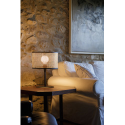 MAMBO - Lampe de table noire et abat-jour en rotin diamètre 32 cm
