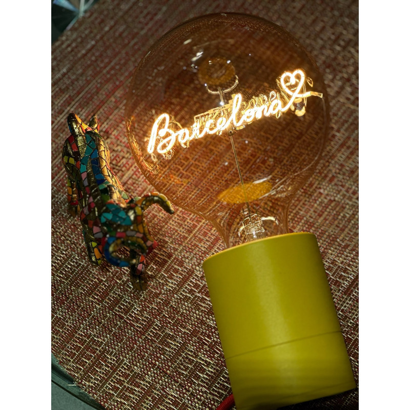 Ampoule Love Barcelona – Message In The Bulb – Ambiance ambrée