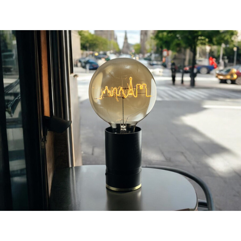 Ampoule Paris Skyline – Message In The Bulb – lumière ambrée décorative