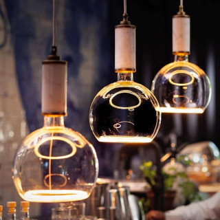 Ampoule Globe Led Flottante 150 or de Segula