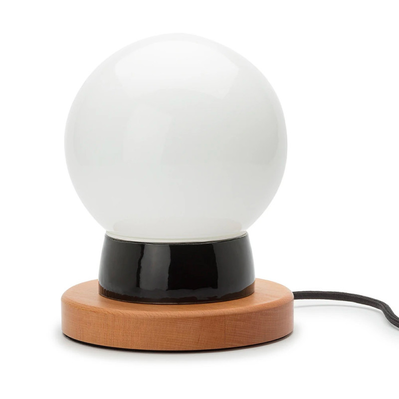 Lampe THPG porcelaine noire & hêtre – Globe opale