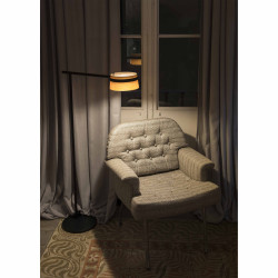 Lampadaire LOOP LED noir – Design bois et métal, par Estudi Ribaudí