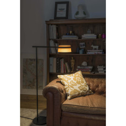 Lampadaire LOOP LED noir – Design bois et métal, par Estudi Ribaudí